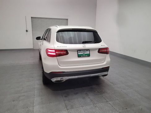 Used 2018 Mercedes-Benz GLC 300 4MATIC image 6