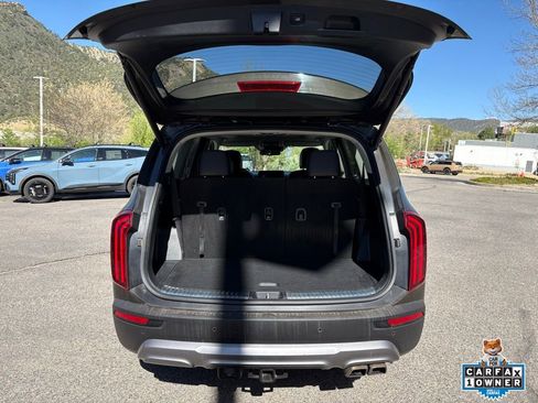 Certified 2022 Kia Telluride EX w/ EX Premium Package image 8