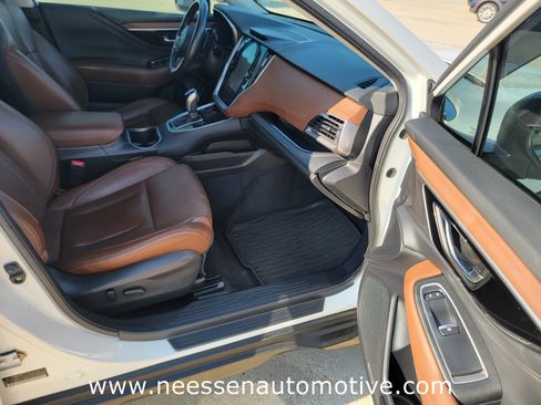 Used 2021 Subaru Outback Touring w/ Popular Package #2 image 9