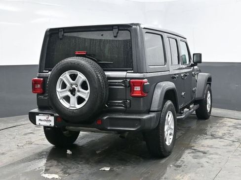 Used 2019 Jeep Wrangler Unlimited Sport S image 6
