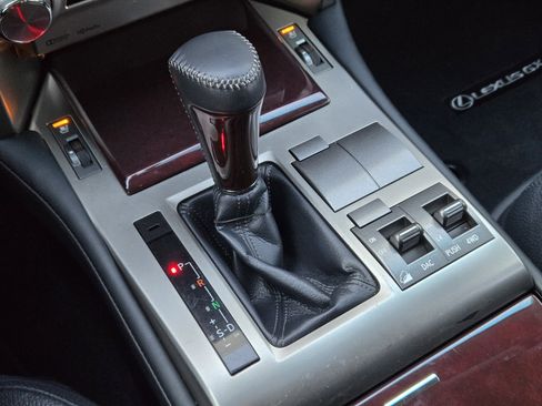 Used 2018 Lexus GX 460 Premium image 24