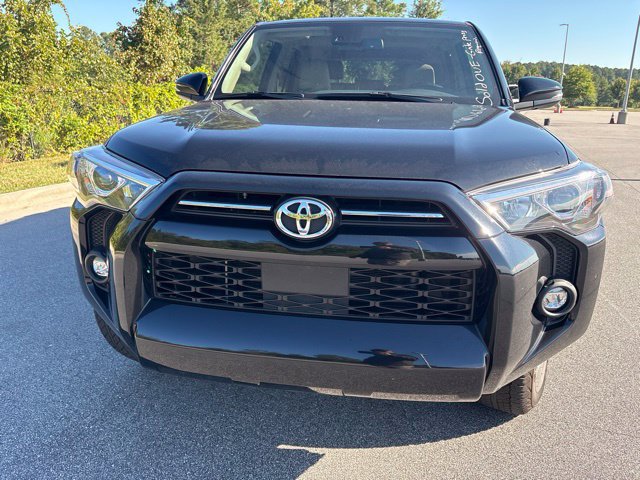 Used 2024 Toyota 4Runner SR5 Premium w/ Moonroof Package AWD/4WD image 12