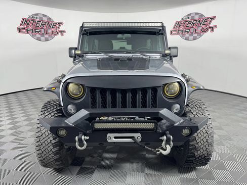 Used 2014 Jeep Wrangler Unlimited Sport AWD/4WD image 2