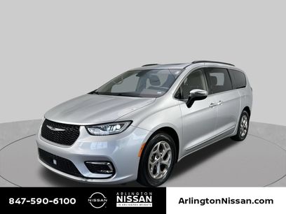 Used 2023 Chrysler Pacifica Limited