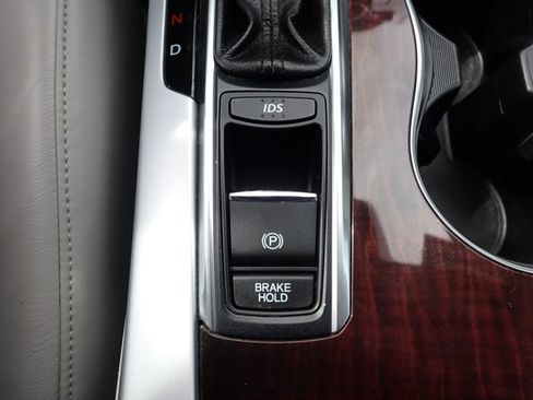Used 2015 Acura TLX w/ Technology Package FWD image 20