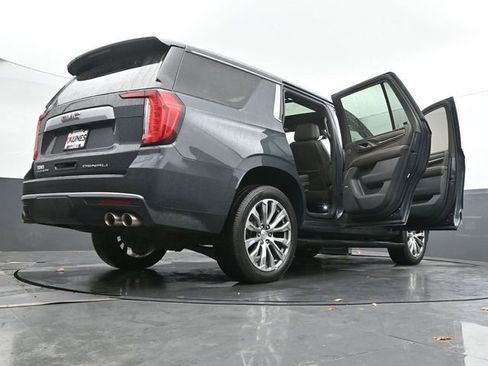 Used 2021 GMC Yukon Denali w/ Denali Premium Package image 75