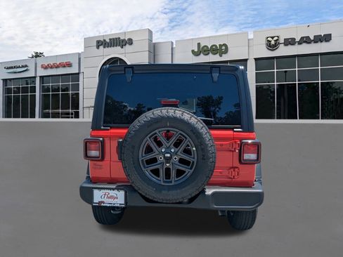 New 2025 Jeep Wrangler Unlimited Sport image 4