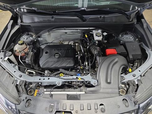 Used 2025 Chevrolet TrailBlazer LT AWD/4WD image 29