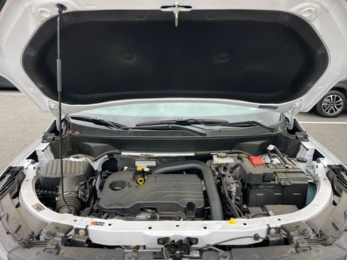 Used 2025 Chevrolet Equinox LT image 31