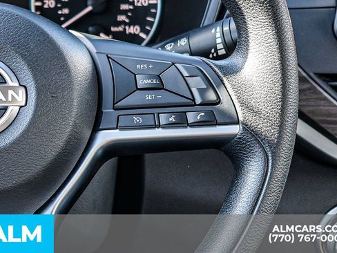 Used 2025 Nissan Altima 2.5 SV FWD image 34