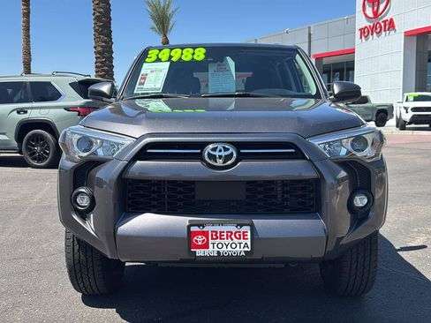 Used 2022 Toyota 4Runner SR5 AWD/4WD image 2