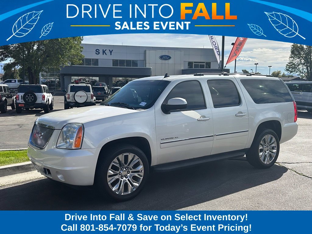 Used 2012 GMC Yukon XL SLT w/ SLT-2 Equipment Package AWD/4WD image 1