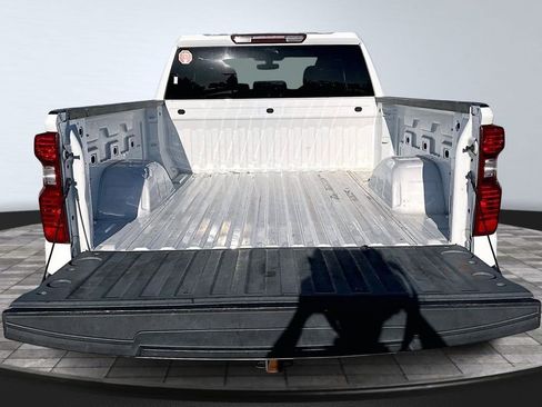 Used 2020 Chevrolet Silverado 1500 LT image 25