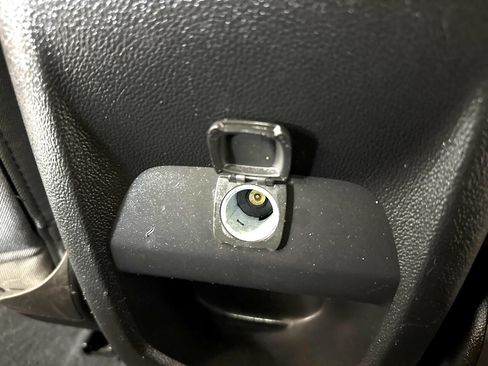 Used 2022 Chevrolet Colorado W/T w/ WT Convenience Package image 40