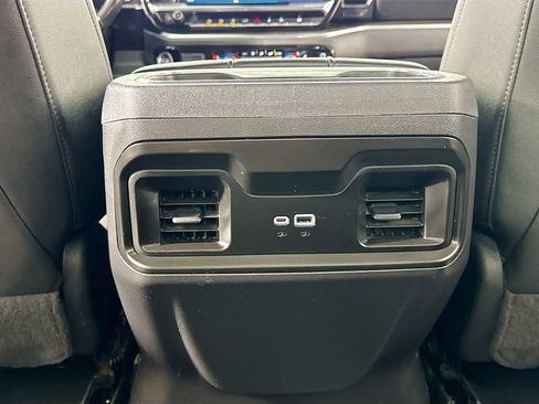 Used 2022 Chevrolet Silverado 1500 LT Trail Boss w/ LT Trail Boss Premium Package image 29