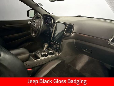 Used 2018 Jeep Grand Cherokee Altitude image 32