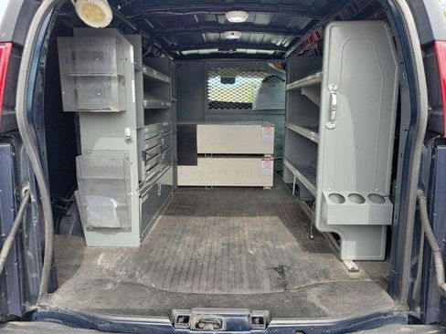 Used 2015 Chevrolet Express 2500 RWD image 7