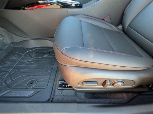 New 2026 Chevrolet Trax RS w/ Sunroof Package image 14