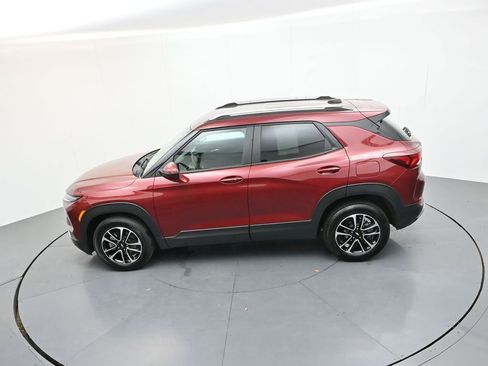 Used 2025 Chevrolet TrailBlazer LT FWD image 20
