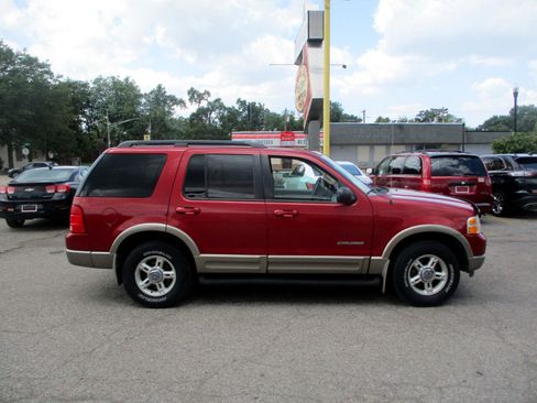 Used 2002 Ford Explorer Eddie Bauer image 2