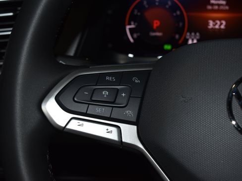 New 2026 Volkswagen Atlas Peak Edition AWD/4WD image 7
