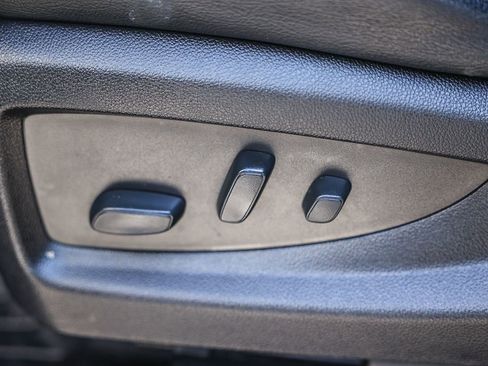 Used 2018 GMC Yukon SLE image 27