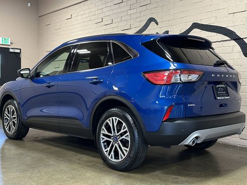 Used 2022 Ford Escape SEL w/ Technology Package image 7
