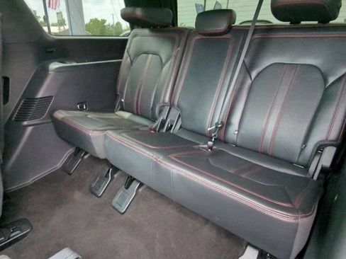 Used 2023 Ford Expedition Limited AWD/4WD image 31