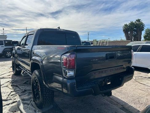 Used 2020 Toyota Tacoma TRD Sport image 26