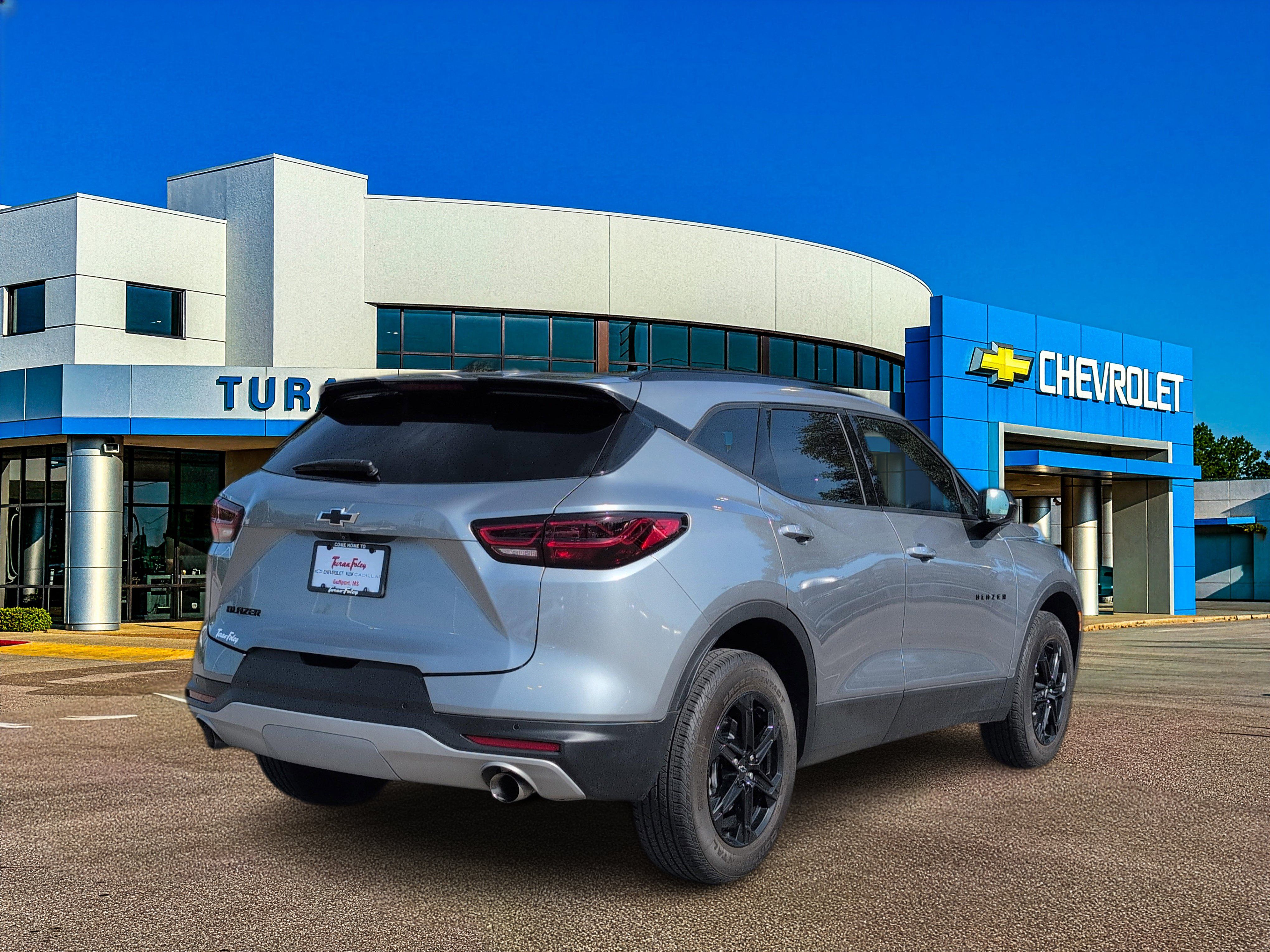 Used 2024 Chevrolet Blazer LT w/ Convenience Package FWD image 6