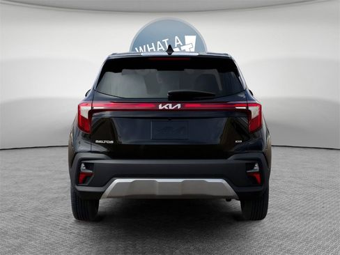 New 2026 Kia Seltos LX image 5