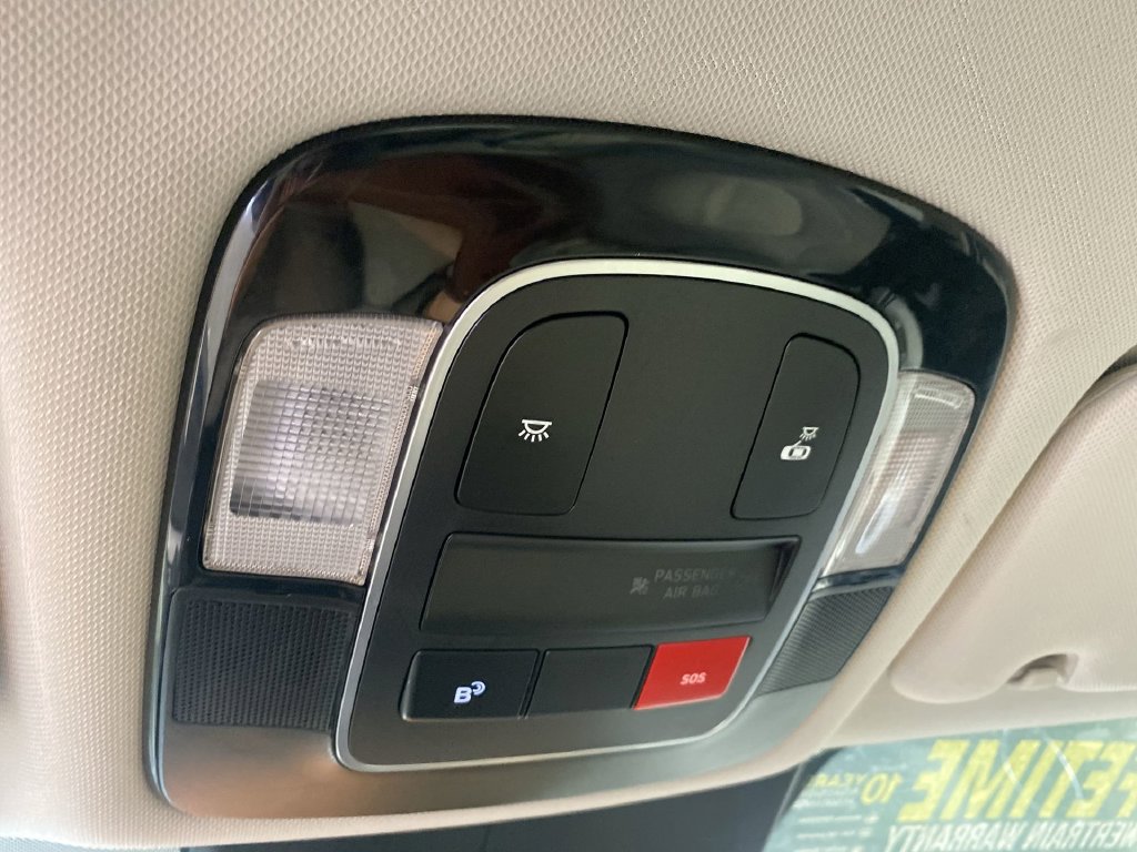 Used 2025 Hyundai Sonata SEL FWD image 25