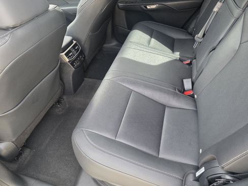 Used 2023 Lexus RX 350 w/ Cold Area Package AWD/4WD image 10