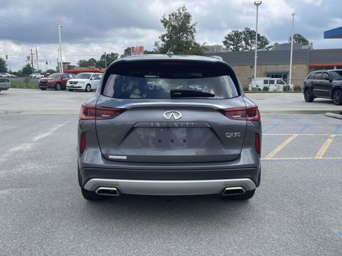 Used 2023 INFINITI QX50 Luxe FWD image 5