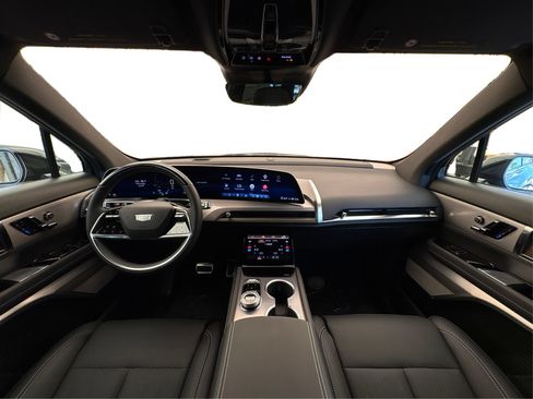 New 2027 Cadillac Vistiq Sport AWD/4WD image 22