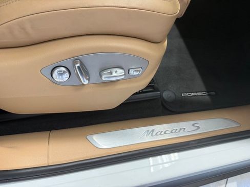 Used 2017 Porsche Macan S AWD/4WD image 14