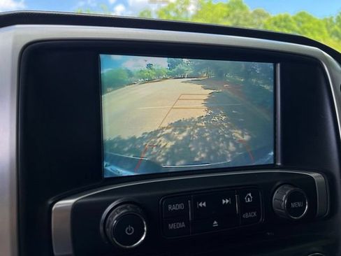 Used 2018 GMC Sierra 2500 SLT w/ Duramax Plus Package AWD/4WD image 36