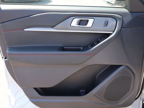 Used 2026 Ford Explorer ST-Line RWD image 16