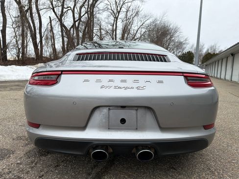 Used 2019 Porsche 911 Targa 4S w/ Sport Package image 5