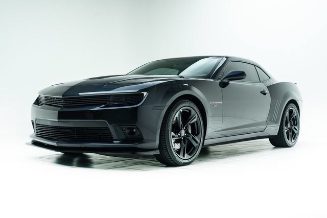 Used 2014 Chevrolet Camaro SS w/ RS Package RWD image 8