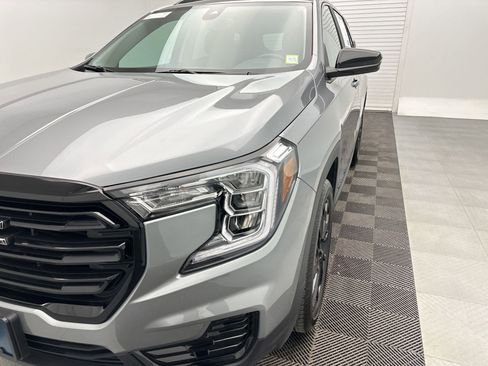 Certified 2024 GMC Terrain SLE w/ Driver Convenience Package FWD image 20