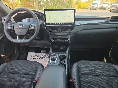 Used 2023 Ford Escape ST-Line Select w/ Tech Pack #2 image 2