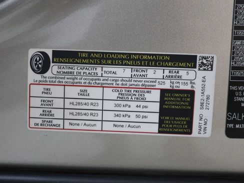 Used 2025 Land Rover Range Rover Long Wheelbase SE AWD/4WD image 96