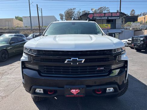 Used 2019 Chevrolet Silverado 1500 LT Trail Boss AWD/4WD image 3
