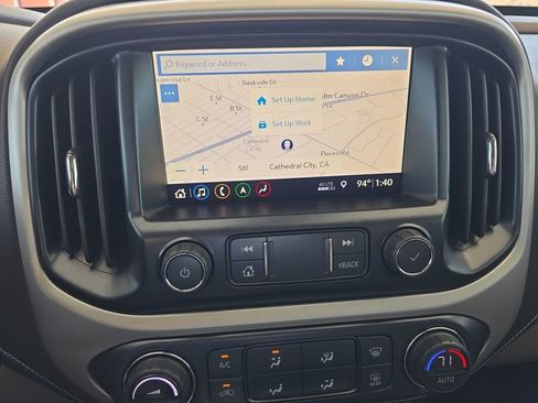 Used 2019 GMC Canyon SLT w/ Driver Alert Package image 14