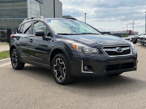 Used 2016 Subaru Crosstrek 2.0i Limited AWD/4WD image 1
