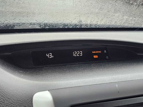 Used 2014 Subaru Impreza WRX Hatchback image 28