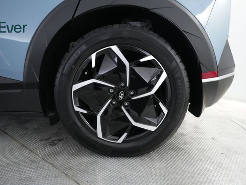Used 2024 Hyundai Ioniq 5 SEL RWD image 9