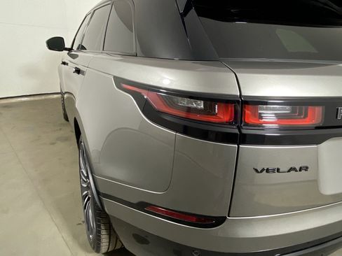 Used 2022 Land Rover Range Rover Velar R-Dynamic S image 3