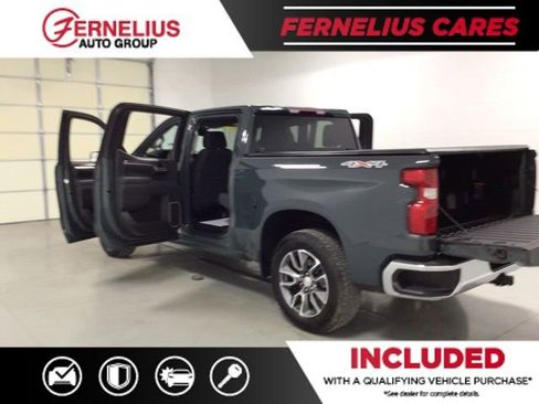 Used 2025 Chevrolet Silverado 1500 LT AWD/4WD image 13